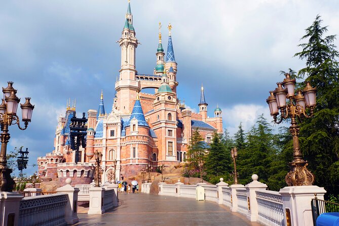 Disneyland or Disneysea 1-Day Admission Ticket From Tokyo (Mar ) - Inclusions and Entertainment