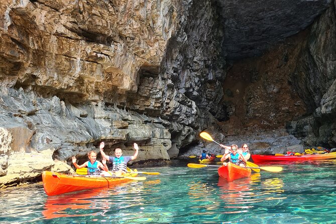 Dubrovnik Kayak Tour Gourmet Snack Wine Tasting (Small-Group) - Logistics and Policies