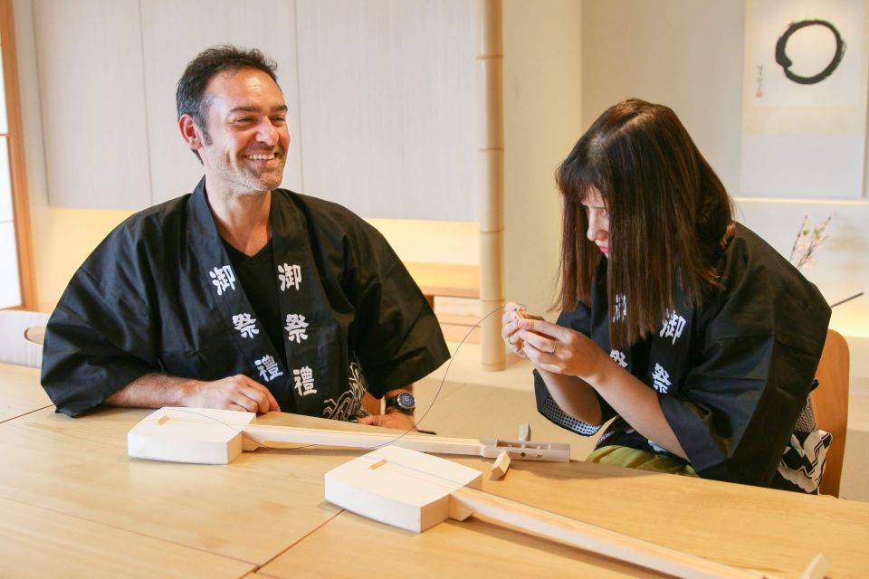 【Tokyo Shami】Let's Make a Mini Shamisen and Play It! - Experience Highlights