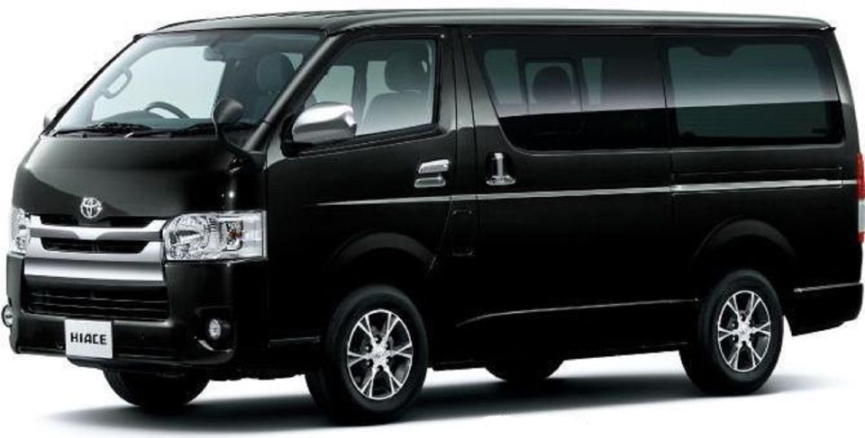 Fukuoka Airport Grand Limousine Transfer - Experience Highlights