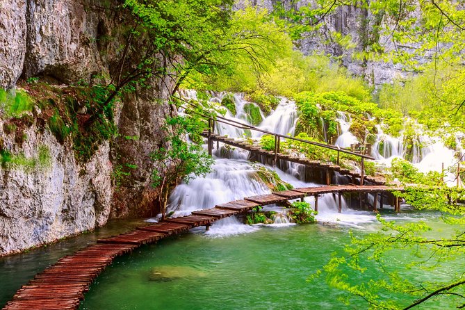 Guided Transfer From Split to Zagreb With Plitvice Lakes Stop - Start Time