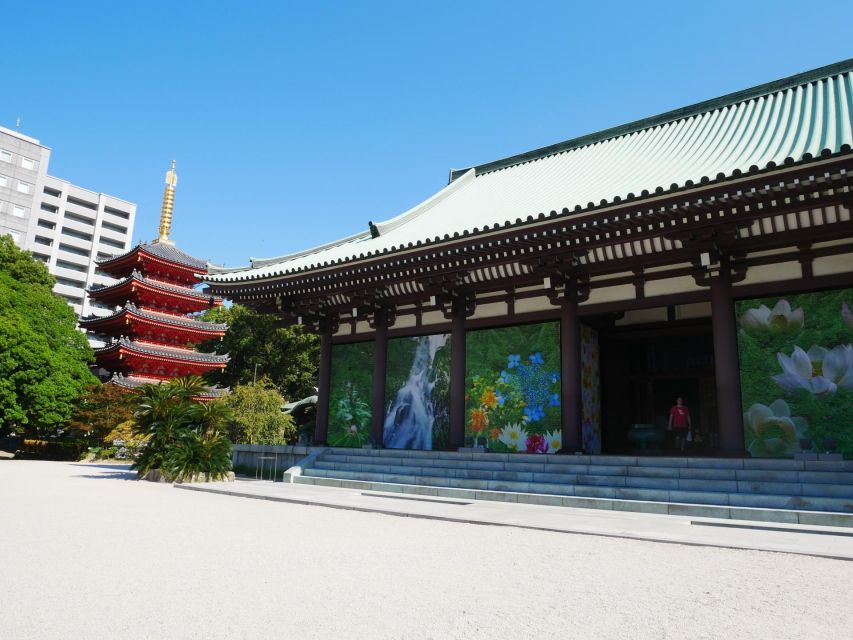 Hakata Temple and Shrine Tour With Food Stall Experience - Itinerary Overview