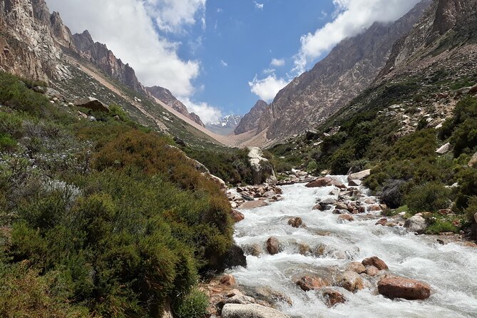 Hiking in Cajón De Los Arenales From Mendoza or Uco Valley - Product Code and Availability