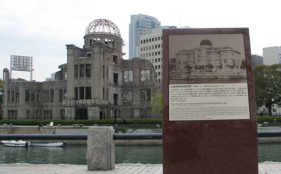 Hiroshima: Audio Guide to Hiroshima Peace Memorial Park - Audio Guide Information and Usage