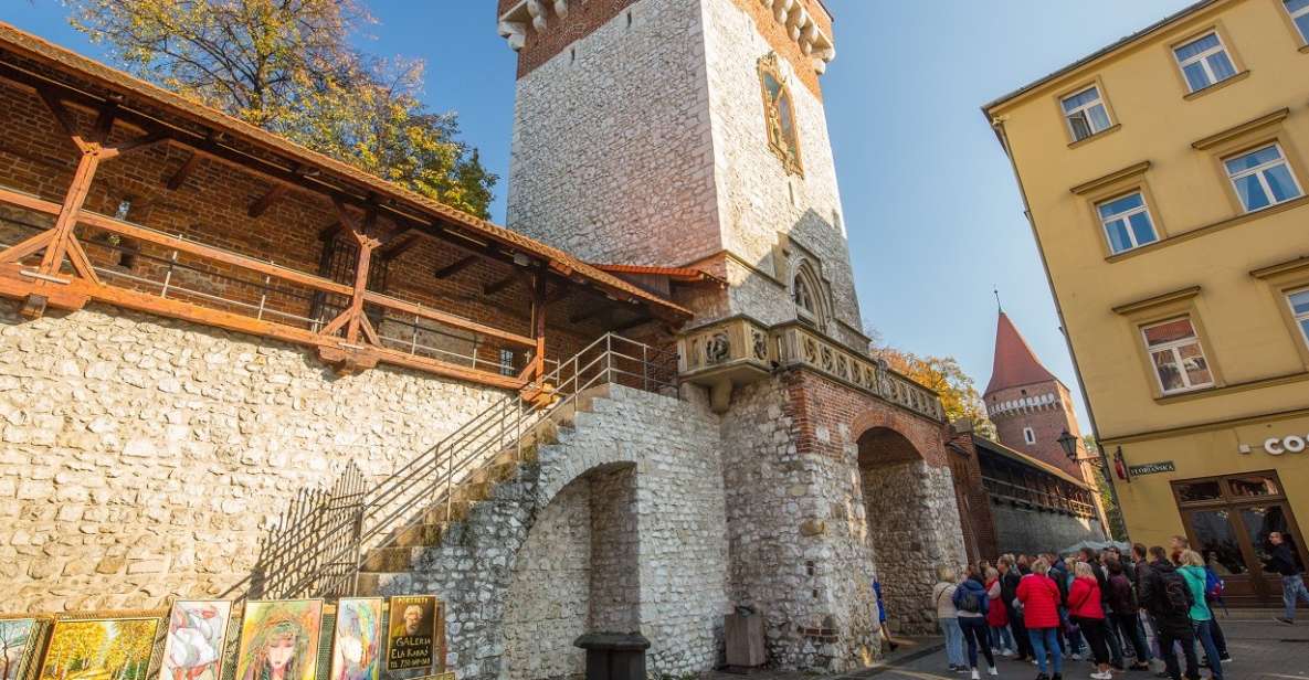 Krakow: the Old Town and the Wawel Castle Guided Tour - Tour Experience