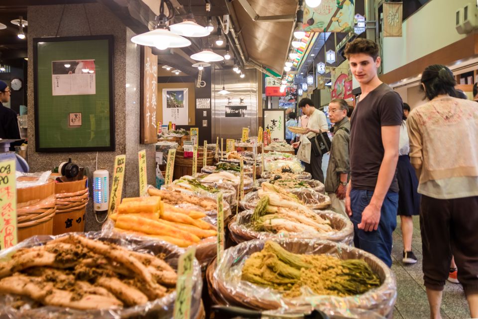 Kyoto: Nishiki Market Food Tour - Group Size and Starting Times