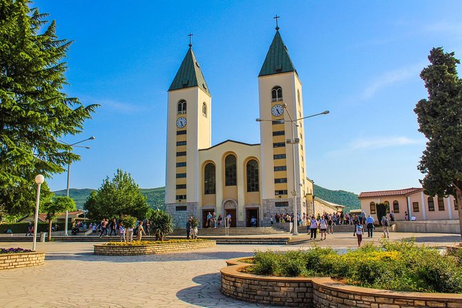 MeđUgorje Private Tour From Dubrovnik Visiting Apparition Hill - Pickup and Booking Details