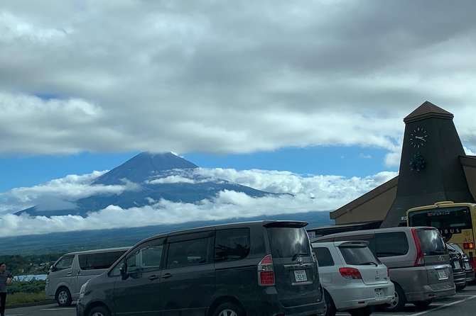 Mount Fuji: Private, Customized Tour From Tokyo - Meeting and Pickup