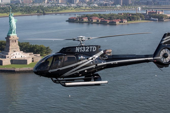 New York Helicopter Tour: Ultimate Manhattan Sightseeing - Booking Details