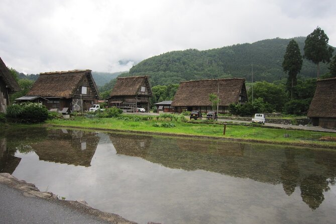 [One-Day Bus Tour Departing From Kanazawa Station] Shirakawa-Go/Takayama Tour Platinum Route Bus Tour - Itinerary and Highlights