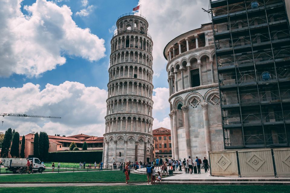 Pisa Private Walking Tour - Exploration Experience