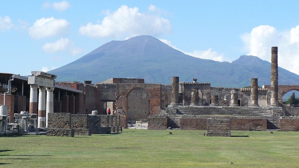 Pompei: Private Tour of Pompeii With Lunch & Wine Tasting - Cancellation Policy