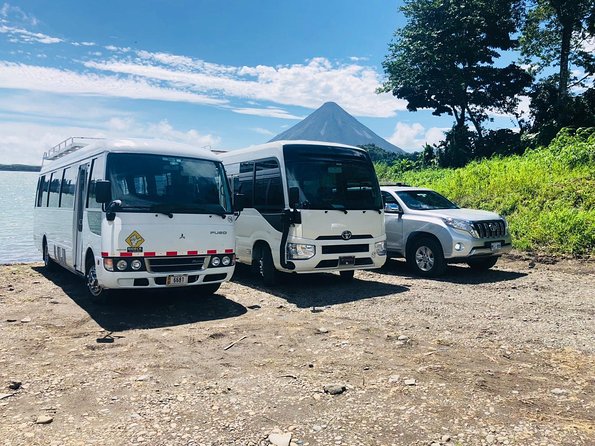 Private Transfer From Manuel Antonio to La Fortuna From 7 to 10 Passengers - Pricing and Guarantee