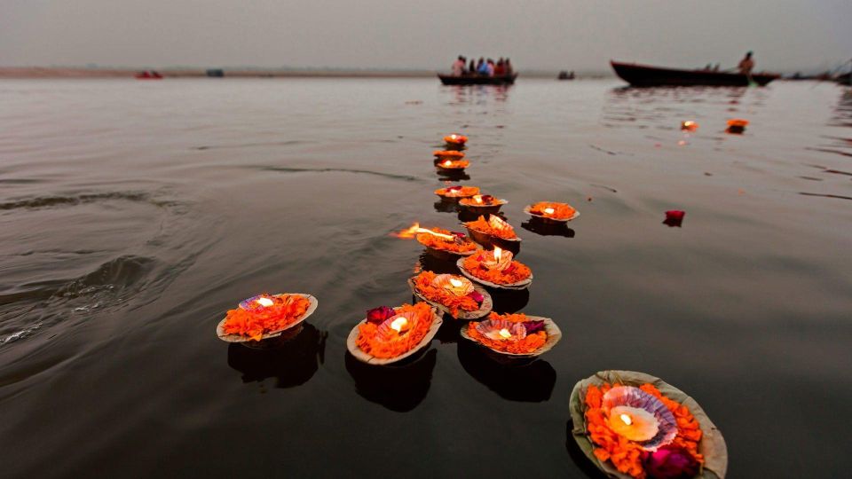 Profound Spiritual Triangle Visit With Varanasi - Cultural Experiences