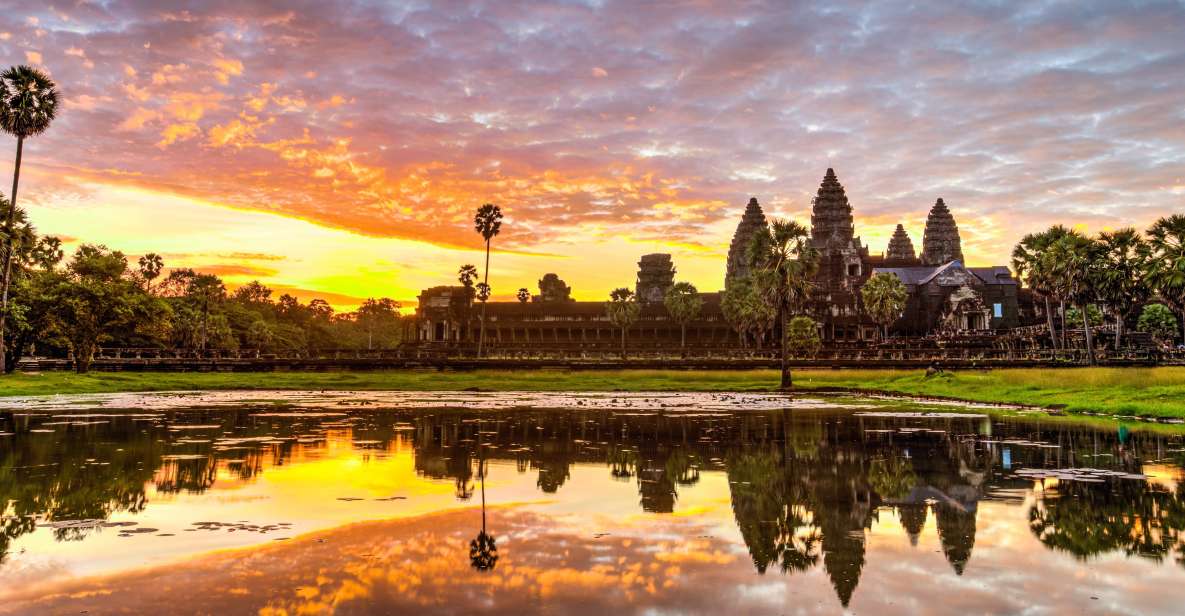 Siem Reap: Angkor Sunrise Bike Tour With Breakfast and Lunch - Booking Information