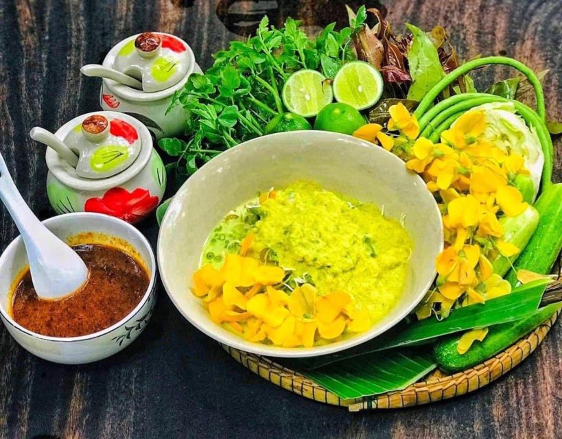 Siem Reap: Guided Authentic and Unique Street Food Tour - Experience Highlights