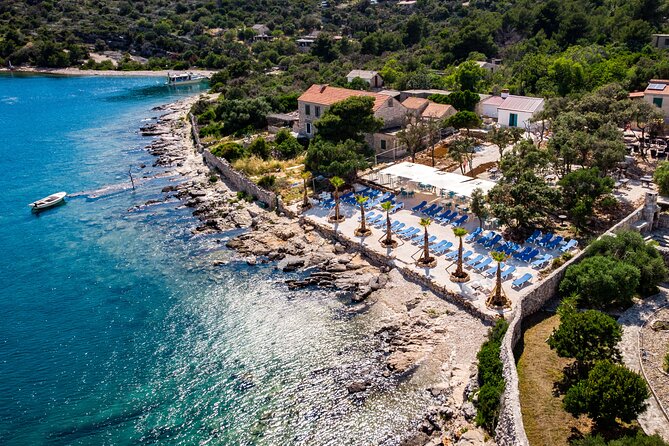 Split Half Day Tour to Blue Lagoon, Shipwreck & Trogir Island - Itinerary Highlights