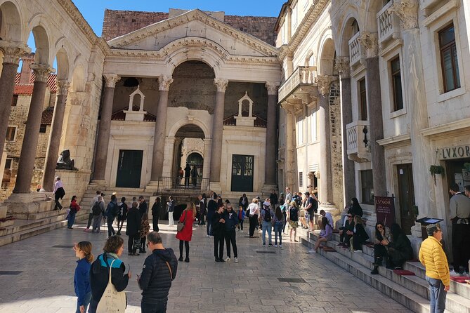 Split Walking Tour With a Licensed Local Guide - Meeting Point Details