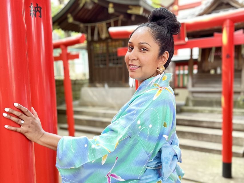 Tokyo:Genuine Tea Ceremony, Kimono Dressing, and Photography - Kimono Dressing for Photoshoot