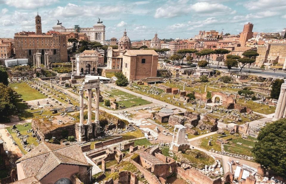 Vip Private Colosseum Tour With Roman Forum & Palatine Hill - Accessibility and Group Size