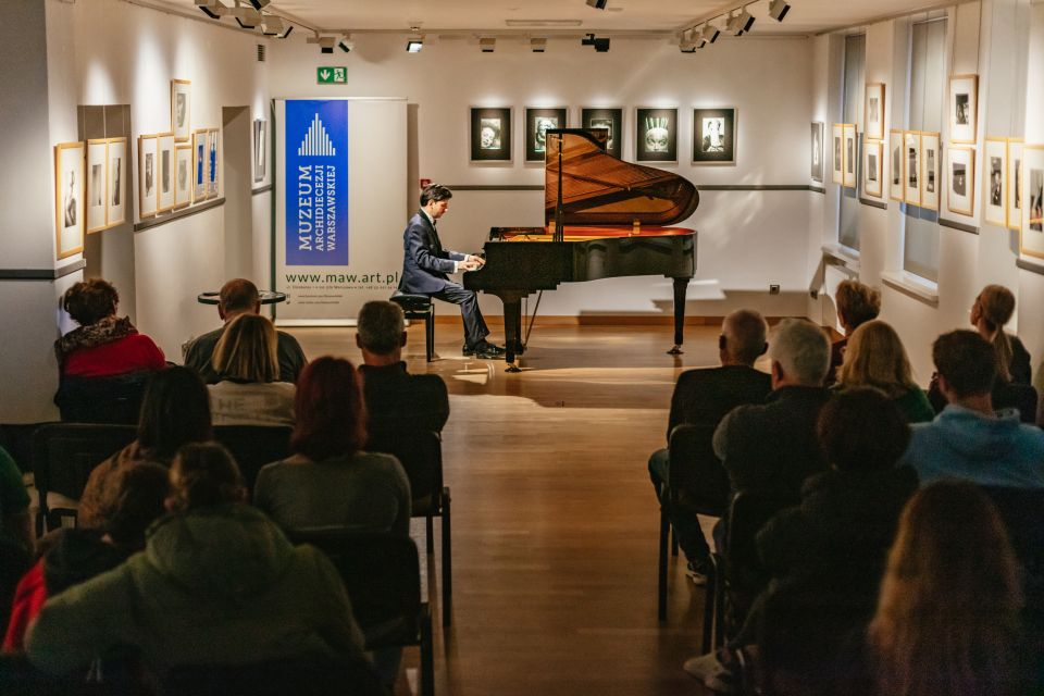 Warsaw: Live Chopin Piano Concert - Concert Experience