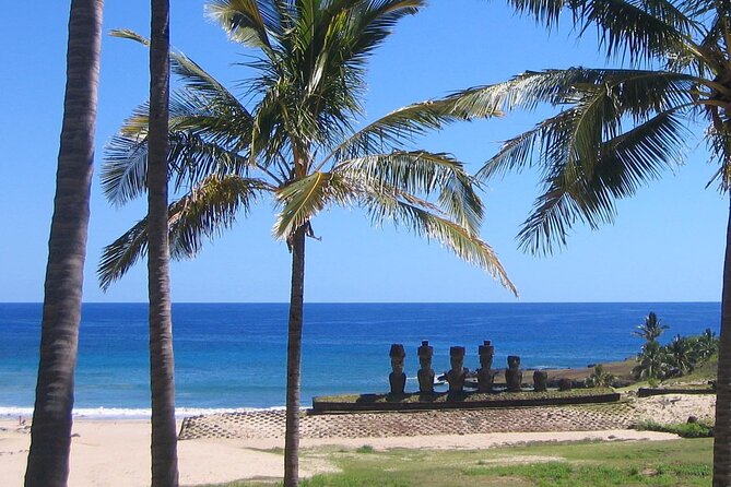 3 Tours on Easter Island. - Just The Basics