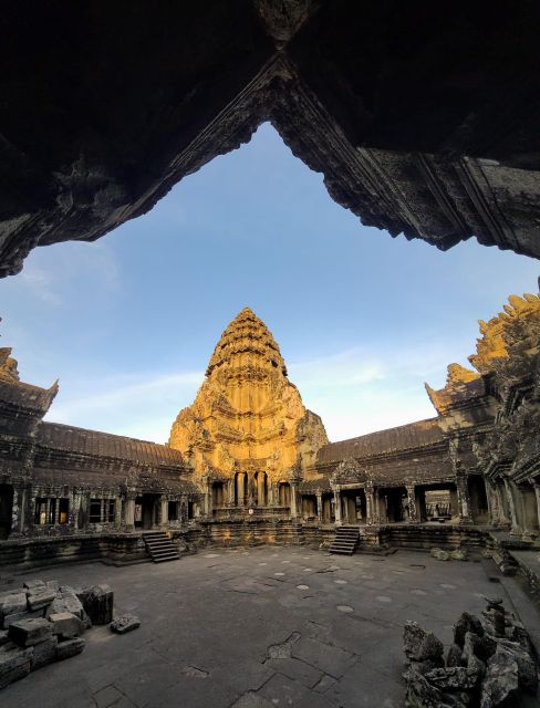 2-Day Angkor Tour With Sunrise, Sunset & Banteay Srei Temple - Day 1 Itinerary: Big Circuit & Sunset