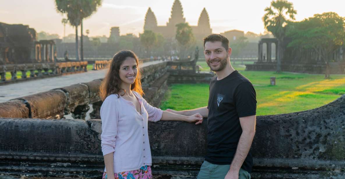 Angkor Wat: Half-Day Sunrise Vespa Tour With Lunch - Itinerary Overview