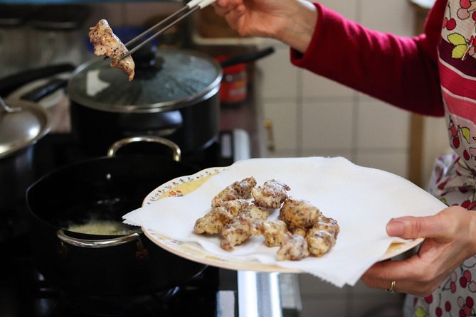 Authentic Seasonal Japanese Home Cooking Lesson With a Charming Local in Kyoto - Booking and Cancellation Policies