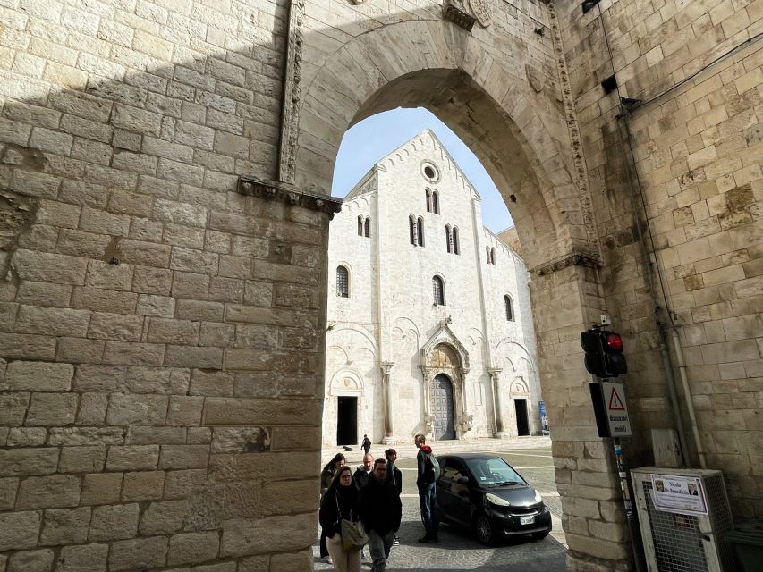 Bari: Old City Highlights Walking Tour - Full Description