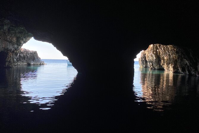 Blue Cave and Town Hvar With 5 Island Boat Tour - 5 Island Boat Tour Highlights