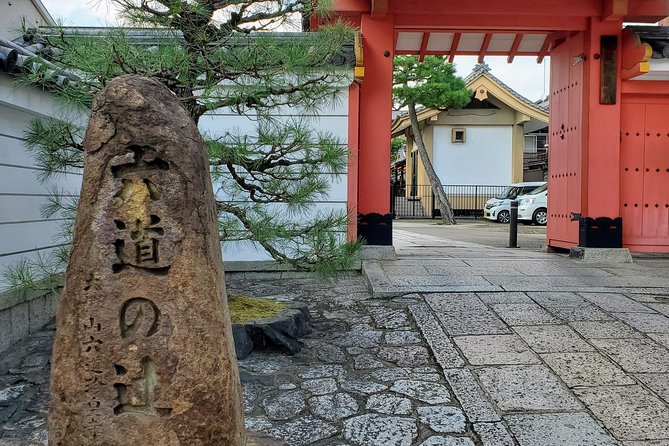 Creepy Kyoto Group Tour With Ghost Stories - Cultural Insights Shared