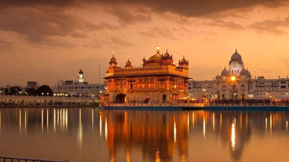 From Delhi: 2-Day Amritsar Golden Temple & Wagah Border Tour - Day 1 Itinerary