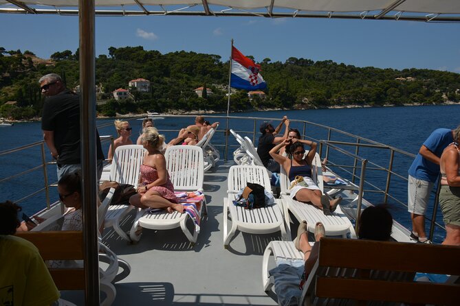Full-Day Fun Cruise of Dubrovnik Islands With Lunch - Dining Experience