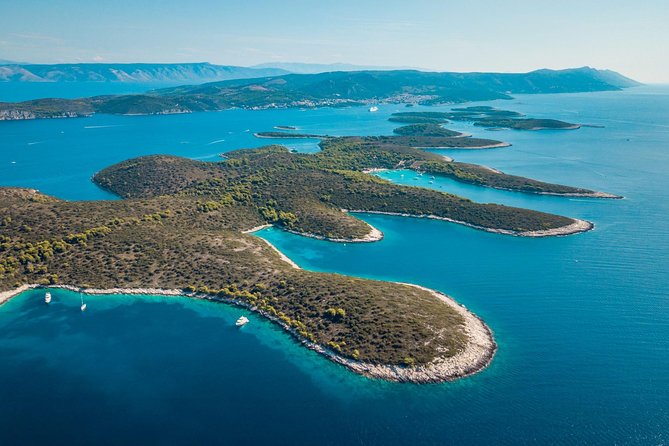 Full-Day Private Hvar, Brac and Pakleni Islands Boat Tour From Split - Tour Highlights and Itinerary