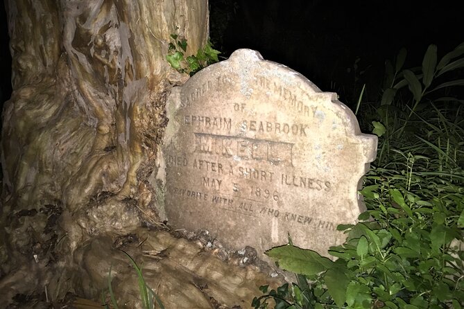 Ghosts of Charleston Night-Time Walking Tour With Unitarian Church Graveyard - Logistics