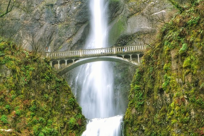 Half-Day Columbia River Gorge and Waterfall Hiking Tour - Meeting and Pickup