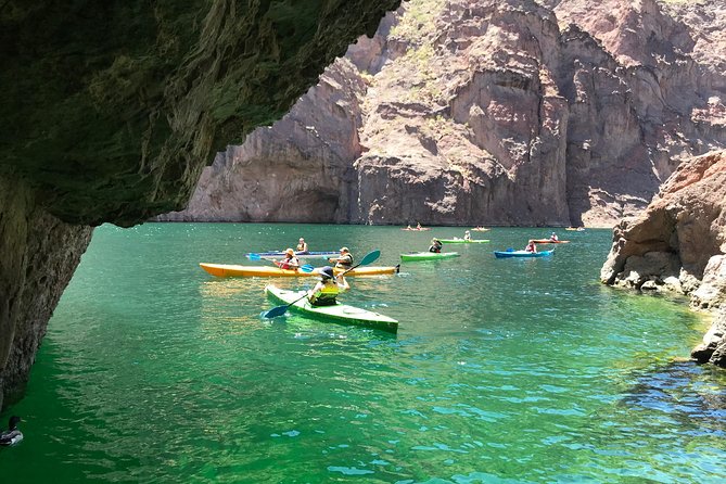 Half-Day Emerald Cove Kayak Tour With Hotel Pickup - Tour Itinerary