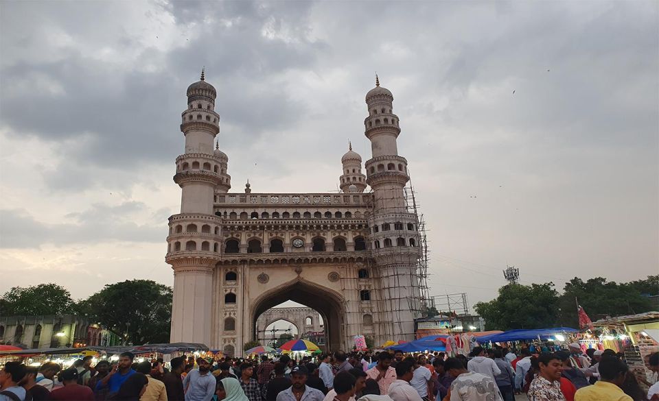 Hyderabad :Taj Mahal and Agra Private Guide Tour by Flight - Visit to Taj Mahal