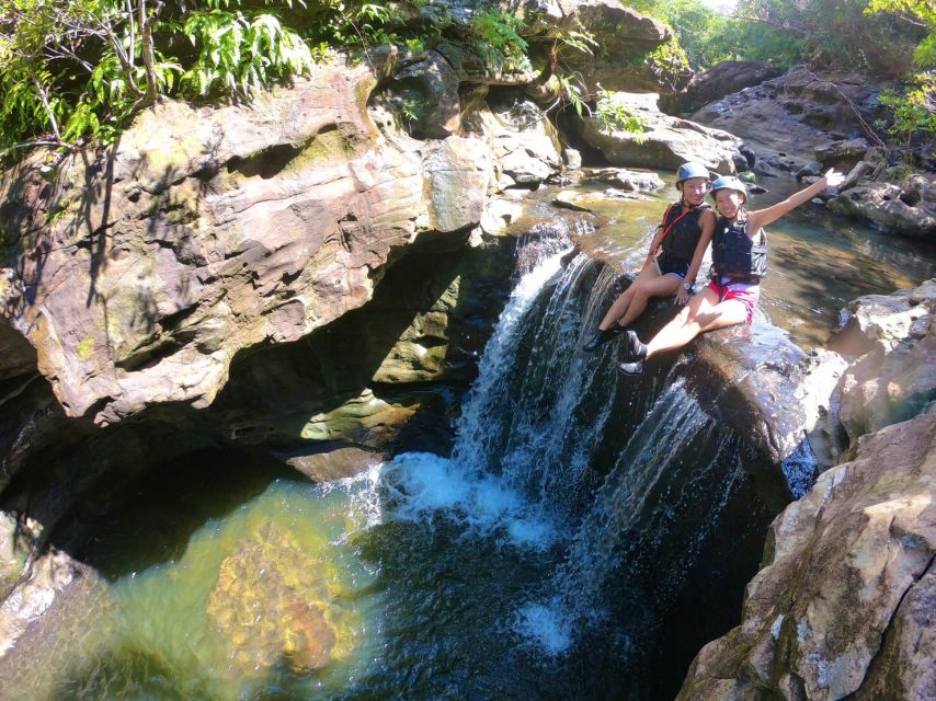 Iriomote Island: Guided 2-Hour Canyoning Tour - Instructors and Languages