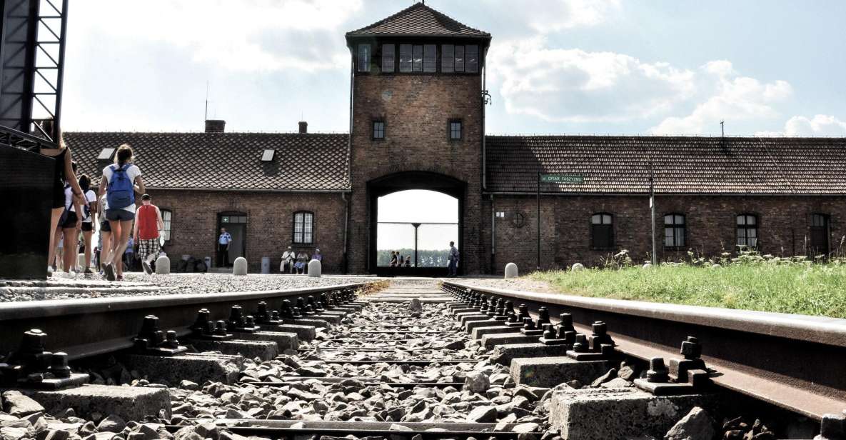 Krakow: Auschwitz-Birkenau Guided Tour Pickup/Lunch Options - Tour Duration