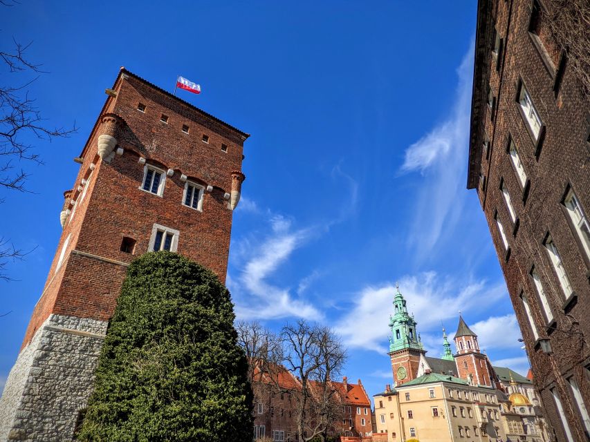 Kraków: Old Town & Wawel Castle Walking Tour - Booking Information
