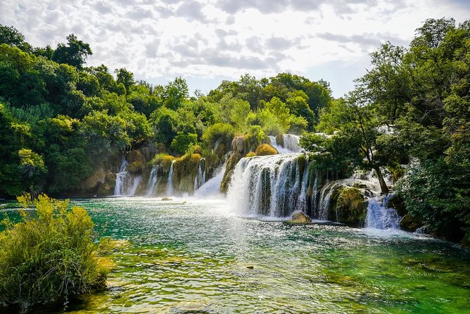 Krka Waterfalls, Food & Wine Tasting, Boat Ride & Zadar Old Town - Meeting Point Information