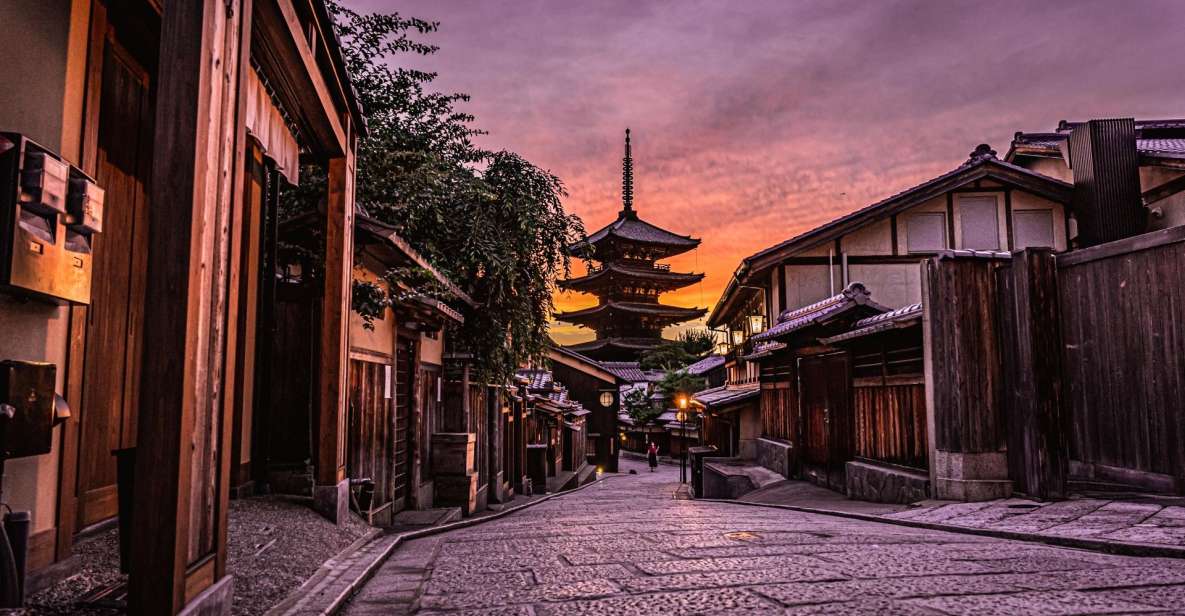 Kyoto: Gion District Hidden Gems Walking Tour - Local Guide Insights