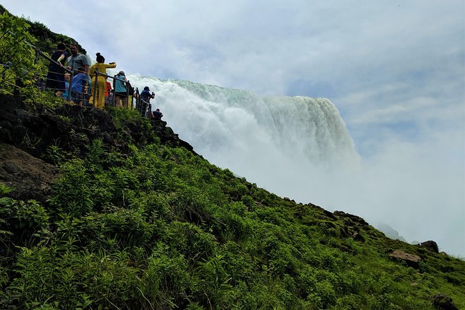 Niagara Falls in 1 Day: Tour of American and Canadian Sides - Traveler Satisfaction and Recommendations