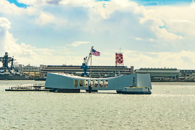 Pearl Harbor: USS Arizona Memorial & USS Missouri Battleship Tour From Waikiki - Reviews and Visitor Feedback