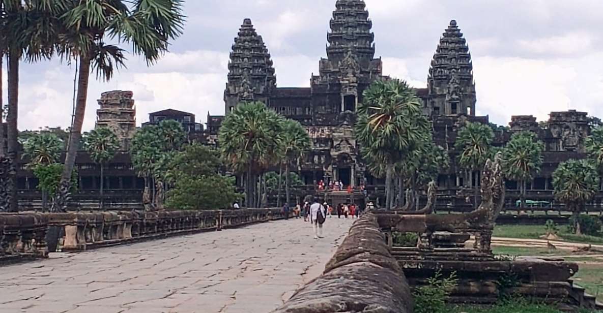 Private 3-Day Tour in Siem Reap & Phnom Penh - Day 01 - Siem Reap