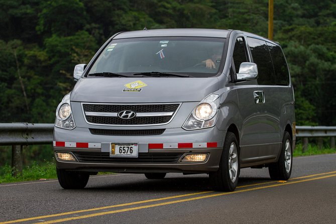 Private Transfer From Manuel Antonio to La Fortuna From 7 to 10 Passengers - Common questions