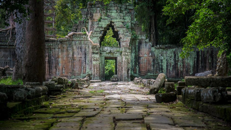 Siem Reap: Angkor Wat Temples & Phnom Kulen Park 3-Day Tour - Day One Itinerary Highlights