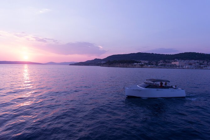 Small Group Powerboat Sunset Cruise - Tour Guide and Crew